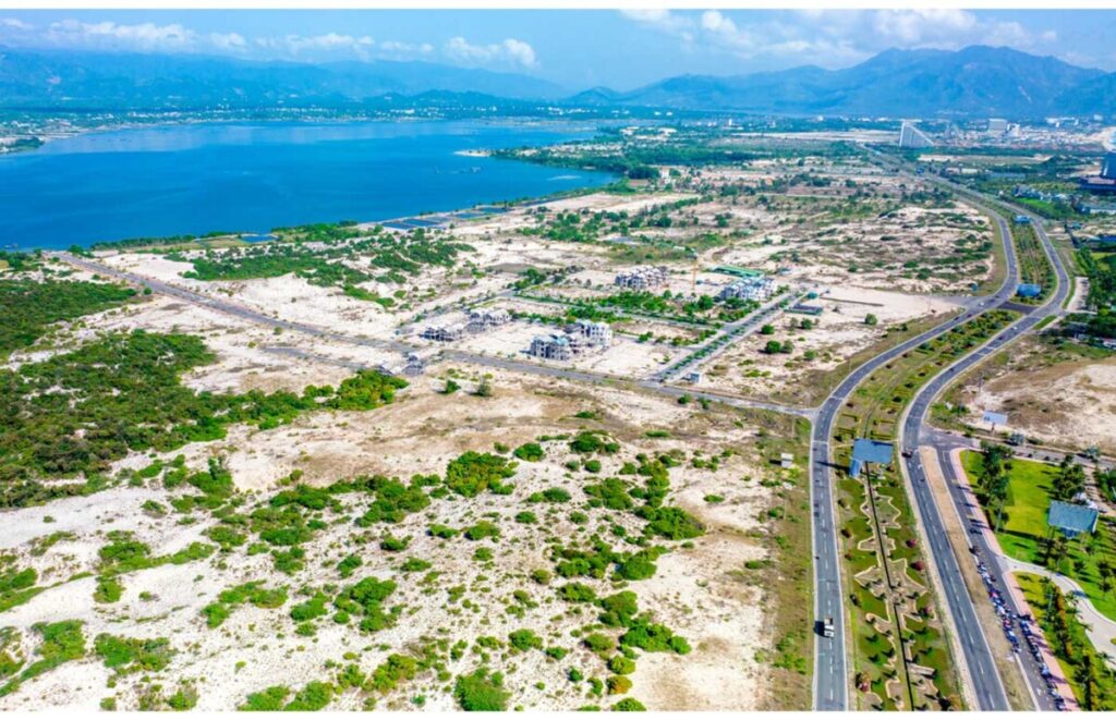 tiến độ Vinhomes Cam Ranh-4